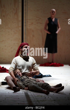 Scena di Woyzeck presso il teatro comunale di Berna, premiere 12.09.2009, Svizzera Foto Stock