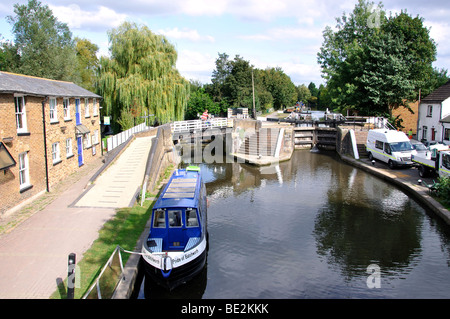 Serratura Batchworth, Grand Union Canal, Rickmansworth, Hertfordshire, England, Regno Unito Foto Stock