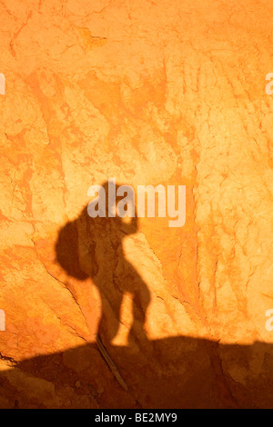 Villaggio di ROUSSILLON, LUBERON, VAUCLUSE FRANCIA Foto Stock