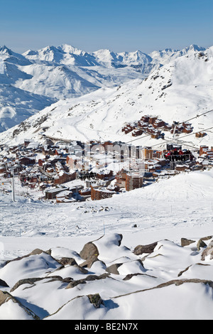 Val Thorens ski resort (2300m) nelle tre valli, Les Trois Vallees, Savoie, sulle Alpi francesi, Francia Foto Stock