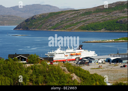 MS Nordkapp, Hurtigruten, porto di Kirkenes, Norvegia, Scandinavia, Europa Foto Stock