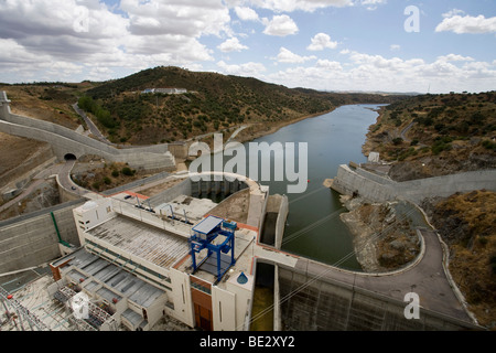 Diga di Alqueva, Alentejo, Portogallo, Europa Foto Stock