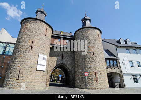 Torre delle streghe, city gate, museo storico della città, Juelich, Dueren distretto, Renania settentrionale-Vestfalia, Germania, Europa Foto Stock