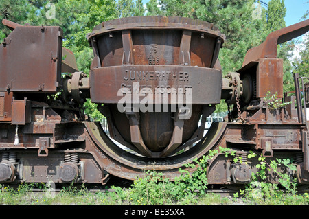 Rusty del carro per il ferro fuso, Landschaftspark Duisburg-Nord landscape park, un ex Thyssen altoforno impianto Meiderich, Dui Foto Stock