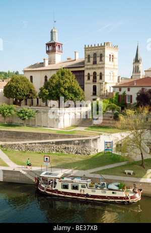 Il fiume Lot a Castelmoron sur Lot, Aquitaine, Francia Foto Stock