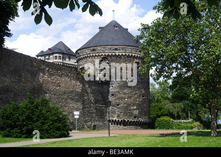 La parete della città di Andernach, Renania-Palatinato, Germania, Europa Foto Stock