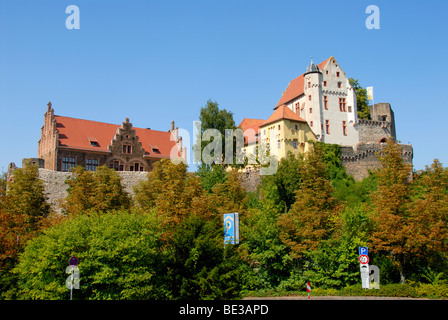 Il castello di esterno, muro di difesa e la grande sala, Old Castle Alzenau in Bassa Franconia, Spessart, Baviera, Germania, Europa Foto Stock