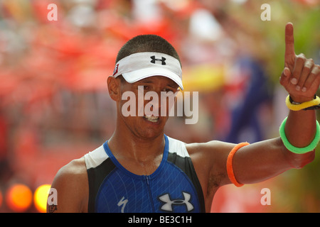 Triathlon, Chris Mc Cormack, Australia, al traguardo, Ironman Germania, Francoforte Hesse, Germania, Europa Foto Stock