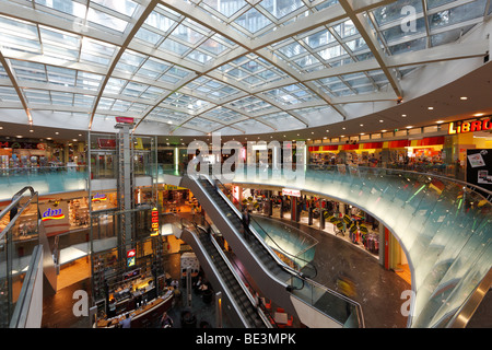 Gasometro shopping centre, Simmering, Vienna, Austria, Europa Foto Stock