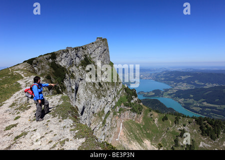 Picco di monte Schafberg, lago Mondsee, regione del Salzkammergut, Land Salzburg stato/ Austria Superiore, Austria, Europa Foto Stock