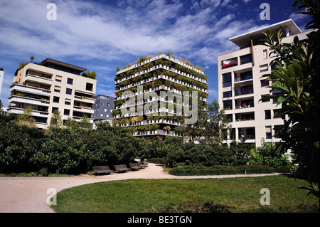 Parigi, Francia, 'quartiere verde' 'Clichy Batignolle', Parco che ospita 'Torre Fiore' Appartamento Torre, Urbanismo ecologico, Parco urbano vuoto, nuova costruzione Foto Stock