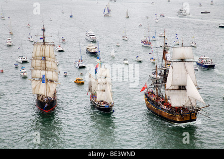 Annuale di Tall Ships regatta gara sul Porto di Sydney - parte dell'Australia alle celebrazioni del Giorno. Sydney, Nuovo Galles del Sud, Australia Foto Stock