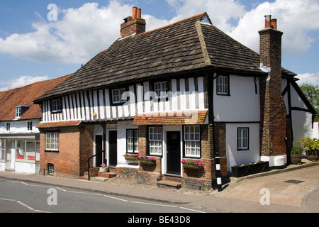 Metà edificio con travi di legno in High Street Steyning West Sussex Foto Stock