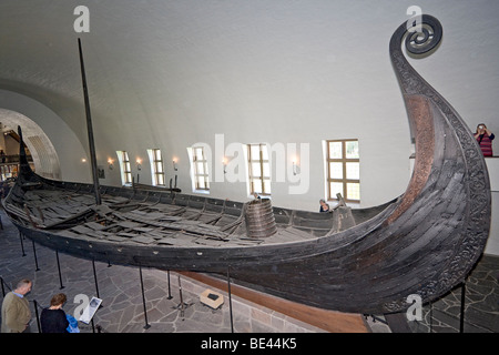 Nave Oseburg nel Museo delle Navi Vichinghe a Oslo, Norvegia. Foto Stock