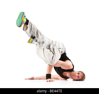 Giovane uomo danza moderna. Isolato su bianco. Foto Stock