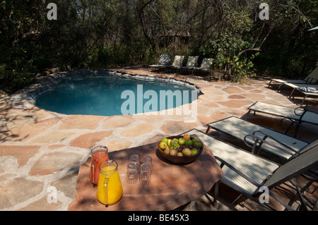 Piscina, Mashatu tenda Camp, Riserva di Mashatu, Tuli Block, Botswana Foto Stock