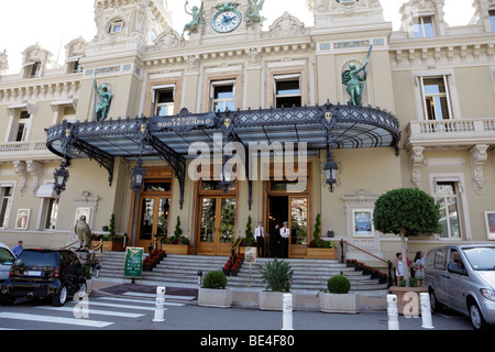 Facciata del famoso casinò di Monte Carlo Monaco sud della Francia Foto Stock