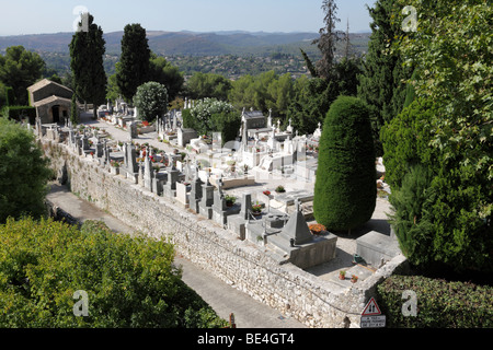 Cimitero del villaggio di St Paul de Vence provence alpes maritimes a sud della Francia Foto Stock