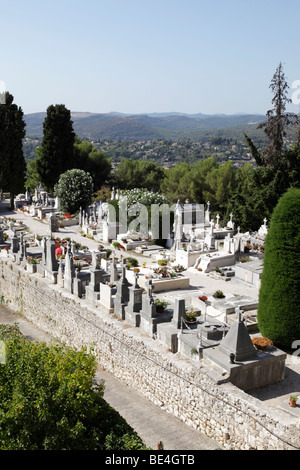 Cimitero del villaggio di St Paul de Vence provence alpes maritimes a sud della Francia Foto Stock