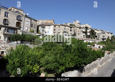 Vista del villaggio da bastioni di St Paul de Vence provence alpes maritimes a sud della Francia Foto Stock