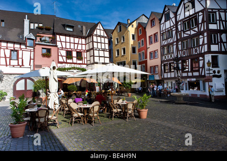 Luogo storico in Hebegasse, Bernkastel-Kues, sul fiume Mosella, Renania-Palatinato, Germania, Europa Foto Stock