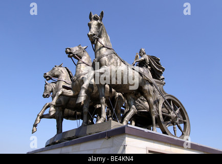 La Quadriga sul castello arcade, Brunswick, Bassa Sassonia, Germania, Europa Foto Stock