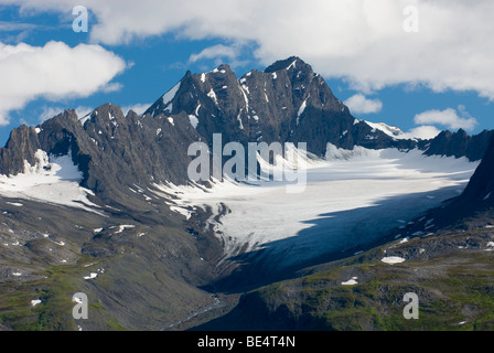 Picchi di Chugach Mountains vicino a Thompson Pass Alaska USA Foto Stock