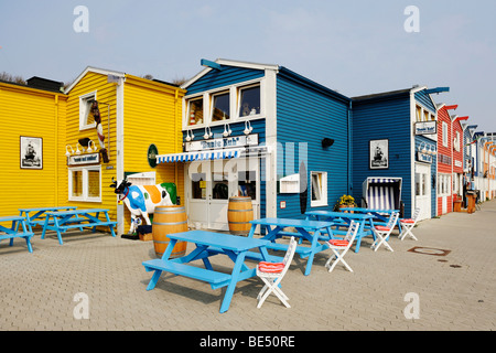 Unterdorf villaggio sul mare profondo Isola Helgoland, Schleswig-Holstein, Germania, Europa Foto Stock