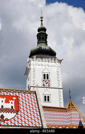 Torre di St Marks Chiesa. Piazza San Marco, Zagabria, Croazia, Europa orientale. Foto Stock