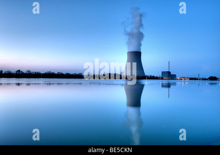 Isar Centrale Nucleare, Ohu, in Essenbach vicino a Landshut, Bassa Baviera, Baviera, Germania, Europa Foto Stock