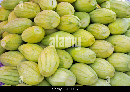 Sbucciate i mango (Mangifera indica), Tailandia, Asia Foto Stock