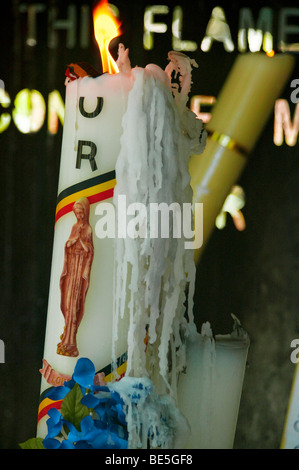 Candele, LOURDES, Haute Garonne, Francia Foto Stock