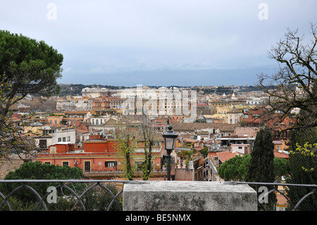 Vista su Roma dal Pincio, città vecchia, Roma, Italia, Europa Foto Stock