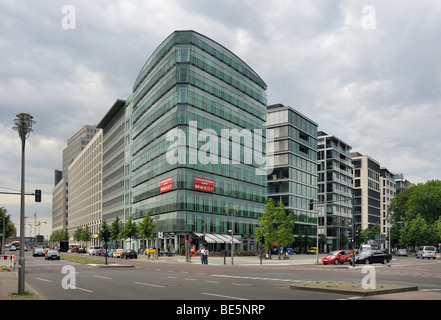 Edifici ad alta sulla Potsdamer Platz di Berlino, Germania, Europa Foto Stock