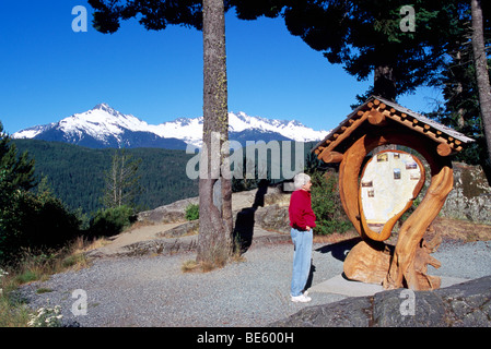 Gamma di tantalo (Coast Mountains), il punto di vista di montagna vicino a Whistler e Squamish, BC, British Columbia, Canada, lungo l'autostrada 99 Foto Stock