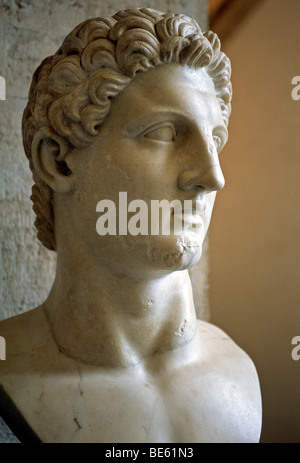Busto antico dell'imperatore romano Augusto, galleria Musei Capitolini, il Palazzo Nuovo, Campidoglio, Roma, Lazio, l'Italia, Europa Foto Stock