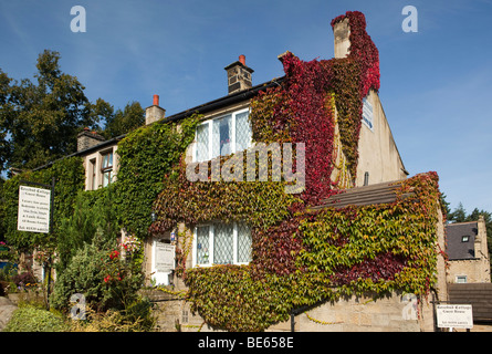 Regno Unito, Inghilterra, Yorkshire, Haworth, villaggio Rosebud Cottage Guest House Foto Stock