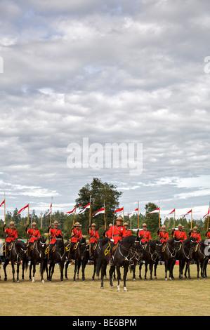 RCMP Officer presso l'RCMP Musical Ride mostrano in Saanich BC Foto Stock
