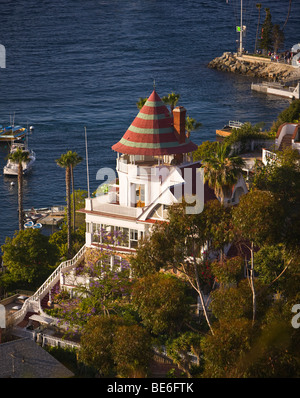 AVALON, CA, Stati Uniti d'America - Holly Hill House, costruito da Pietro Gano, sull isola di Santa Catalina Foto Stock