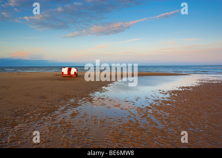 Vista dell'ingresso al porto di Burnham preso dalla testa Scolt Isola, North Norfolk Foto Stock