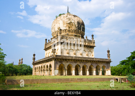 Sultan Muhammad Qutb Shah Qutb Shahi tomba in Golconda in Hyderabad India Foto Stock