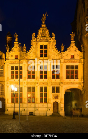 Oude Griffie, la vecchia casa di registratori, costruito in stile rinascimentale, Piazza Burg, Bruges, Belgio Foto Stock