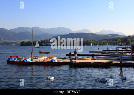 Castello Seeschloss Ort, pontili di Gmunden, lago Traunsee, Salzkammergut, Austria superiore, Austria, Europa Foto Stock