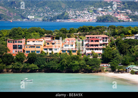 WEST INDIES Caraibi Grenadine Grenada St George parrocchia BBC Beach a Morne Rouge Bay foderato con appartamenti di vacanza Foto Stock