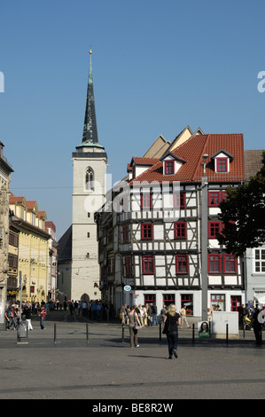 Domplatz square con la Chiesa di Tutti i Santi, Erfurt, Turingia, Germania, Europa Foto Stock