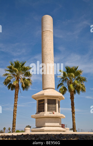 Monumento di Posten War Relocation Center commemora il sito giapponese di inumazione camp durante la II Guerra Mondiale, Posten, Arizona, Stati Uniti d'America Foto Stock