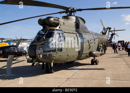 Aerospatiale Westland SA330 Puma HC1 elicottero XW214 Royal Air Force a Helitech Trade Show di Duxford Inghilterra Unted Unito Regno Unito Foto Stock