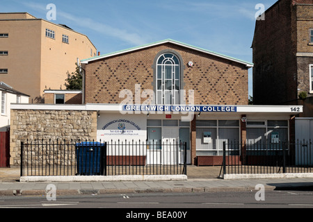 La Greenwich College di Londra e Greenwich High Road, Greenwich, Regno Unito. Foto Stock