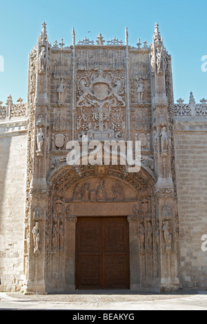 La Iglesia de San Pablo chiesa entrata laterale Valladolid Spagna Castiglia e Leon Foto Stock