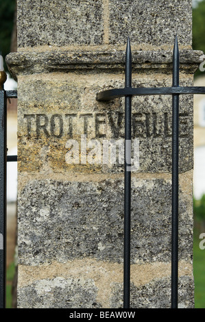 Post gate chateau trottevieille Saint Emilion Bordeaux Francia Foto Stock